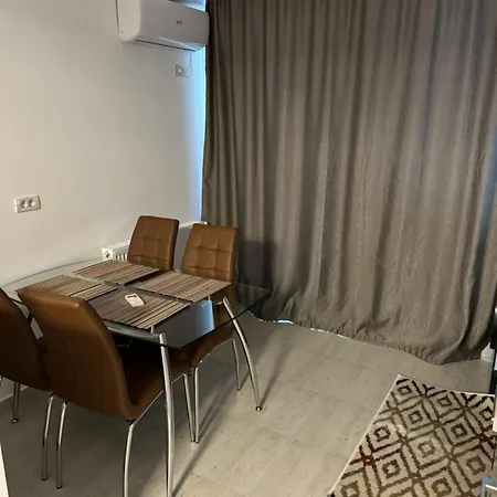アパート Spacious 1bed Flat Close To The Beach!